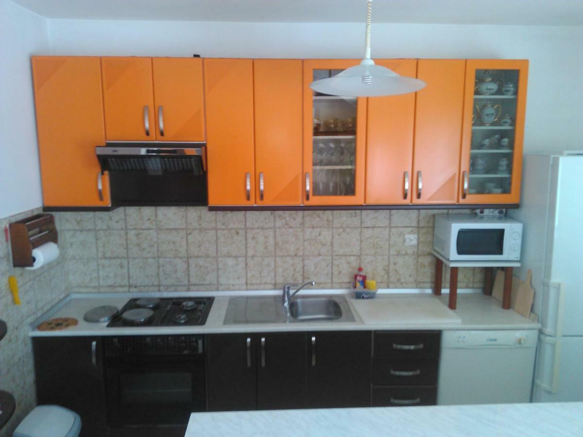 Viki Apartment